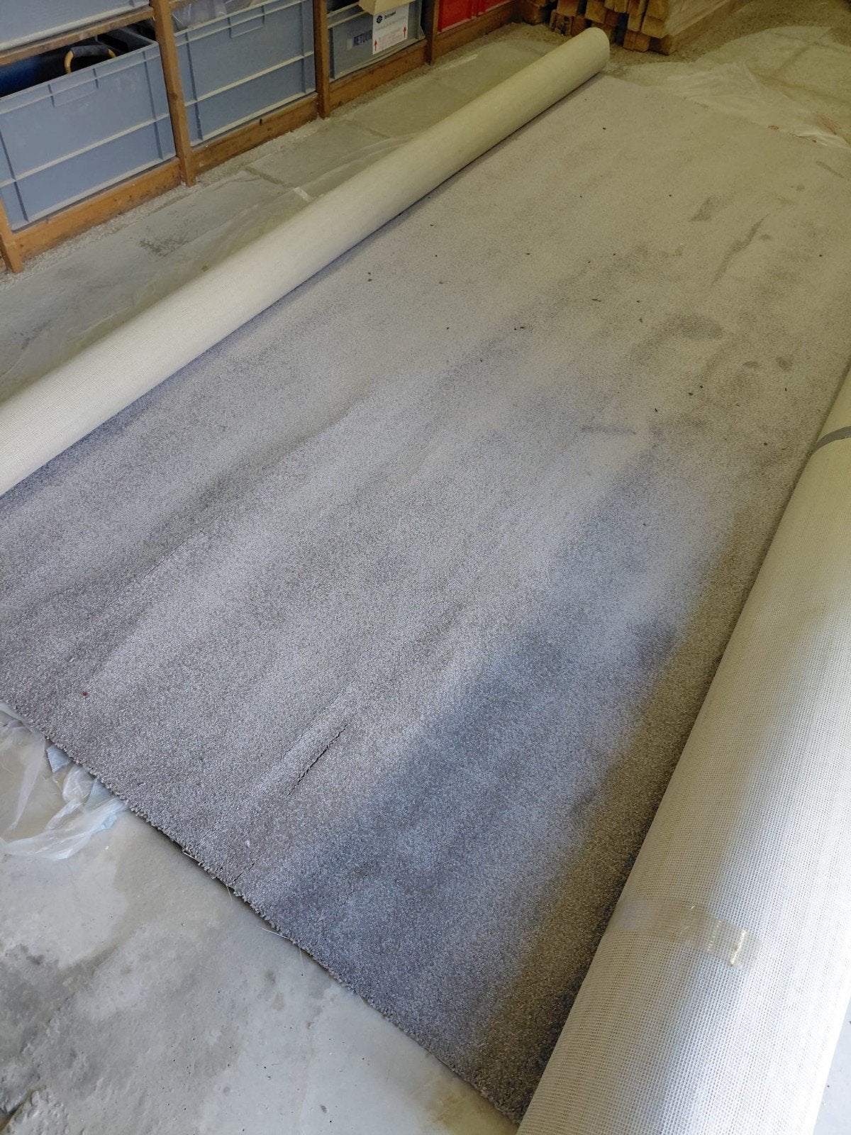 Lichtgrijze vloerbedekking 390x310cm, Ophalen, Nieuw, Minder dan 10 m², Tapijt