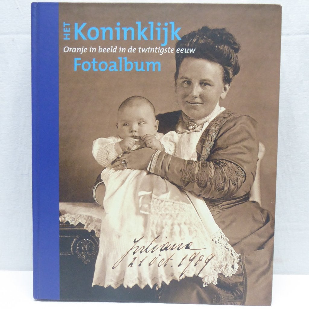 Het koninklijk foto album | Thoth | in zeer goede staat, Ophalen of Verzenden, Zo goed als nieuw, Nederland, Tijdschrift of Boek