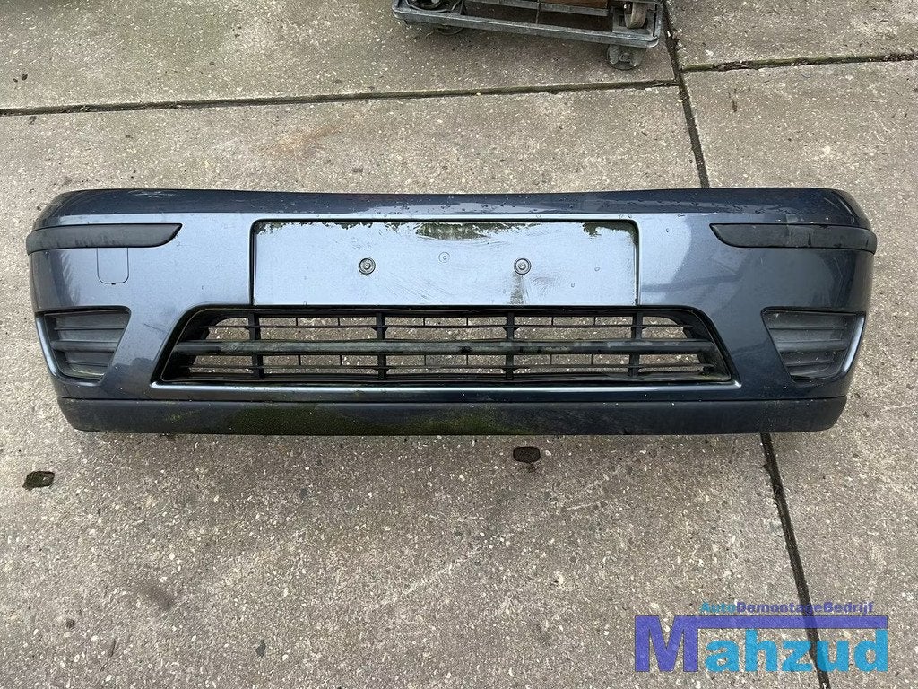FORD FOCUS 1 station Grijs k1 voorbumper 1998-2005, Gebruikt, Voor, Info@ford.com, Ophalen of Verzenden