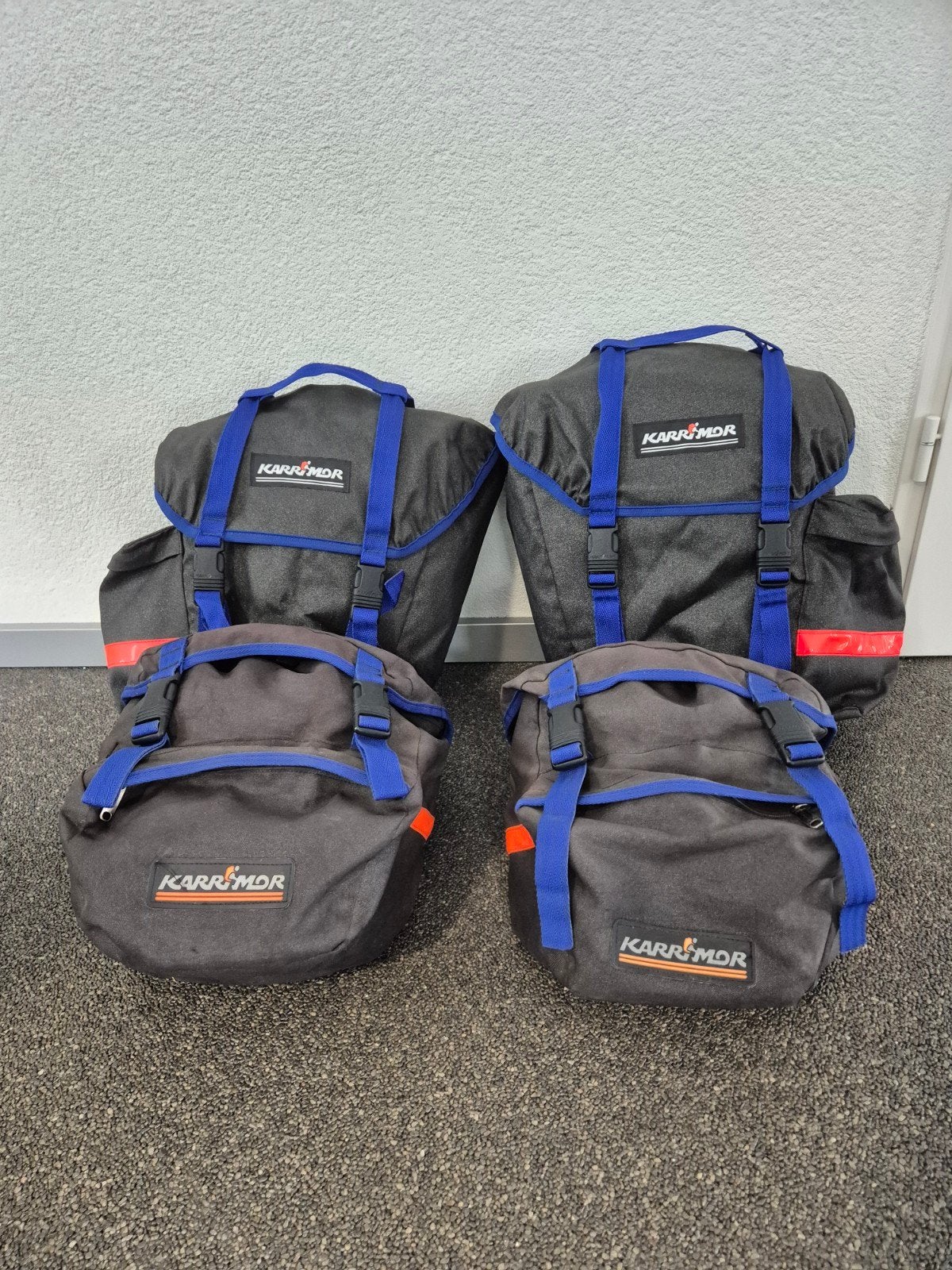 Karrimor fietstassen, Ophalen