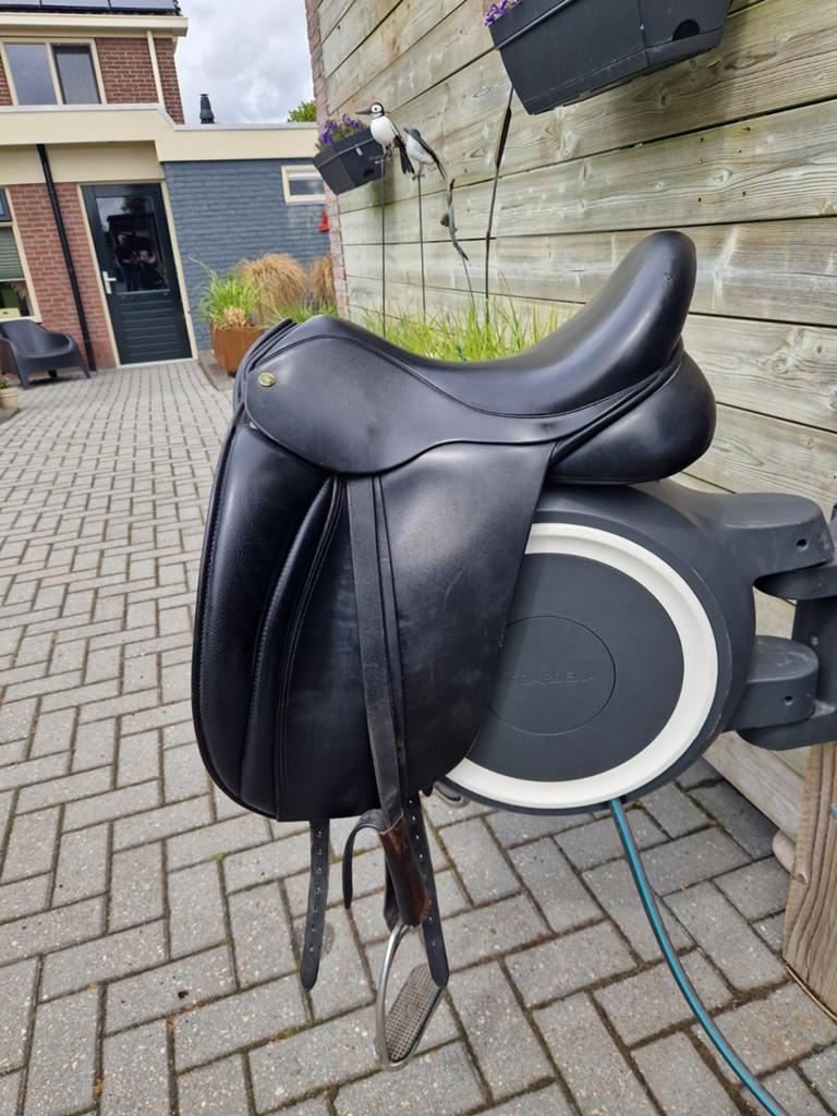 Te koop: dressuurzadel Hulsebos, Dieren en Toebehoren, Ophalen, Gebruikt, Dressuur