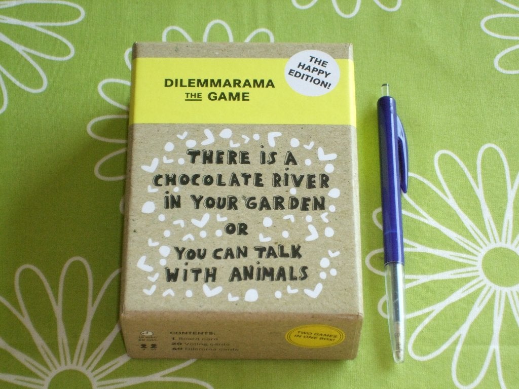 Dilemmarama the game - the happy edition (Engelstalig), Vijf spelers of meer, Ophalen of Verzenden, Zo goed als nieuw