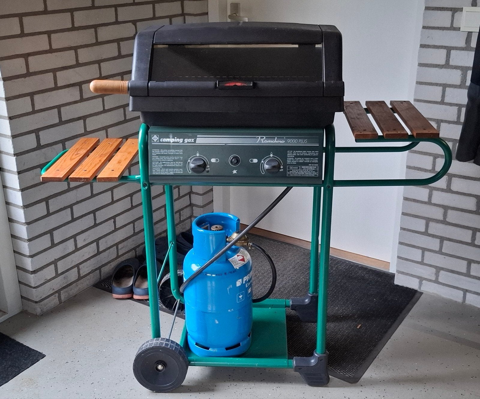 Campingaz Ranchero 9000 Plus gasbarbecue met lavastenen, Ophalen, Gebruikt, Campingaz
