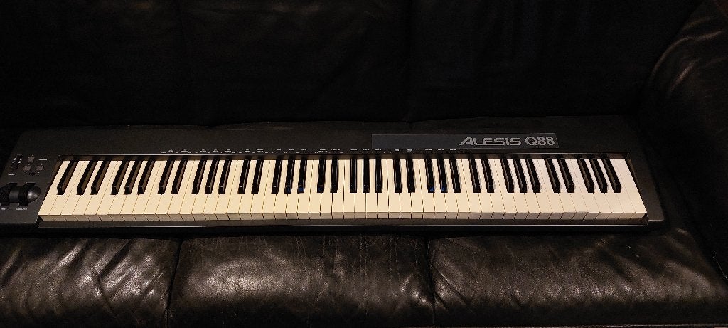 Alesis Q88 MIDI Controller, Ophalen, Gebruikt