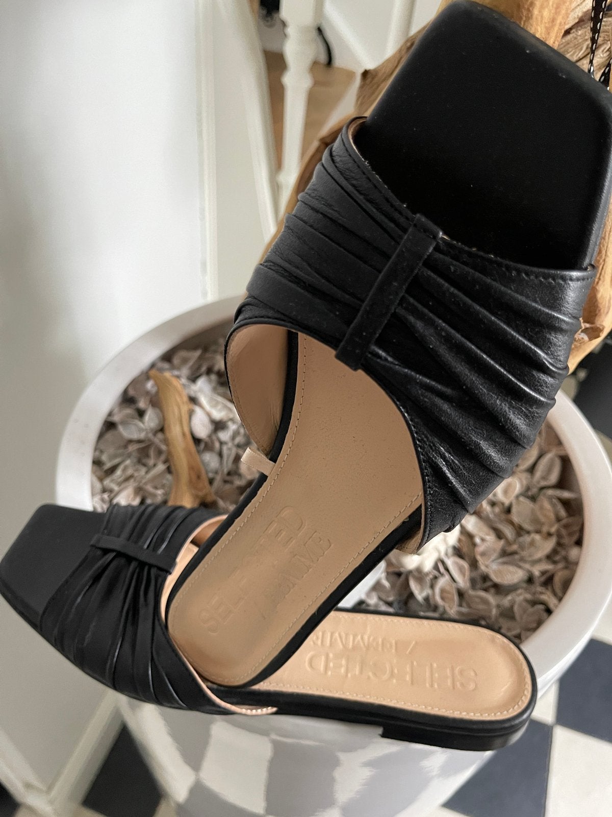 Selected Femme sandalen maat 41 met voetbed, Zwart, Zo goed als nieuw, Sandalen of Muiltjes, Ophalen of Verzenden