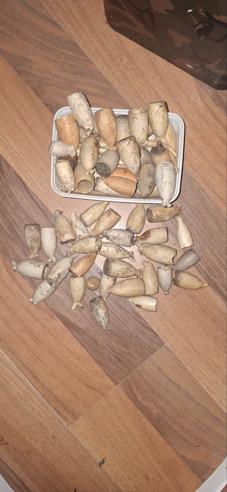 50 kleipijpen en steeltjes, Ophalen of Verzenden, Gebruikt, Sigarenbandjes