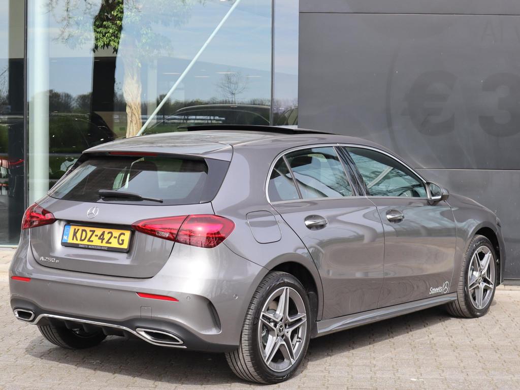 Mercedes-Benz A-klasse 250 e Business Solution AMG, Stoelverwarming, 4 cilinders, Bedrijf, 42 km/l