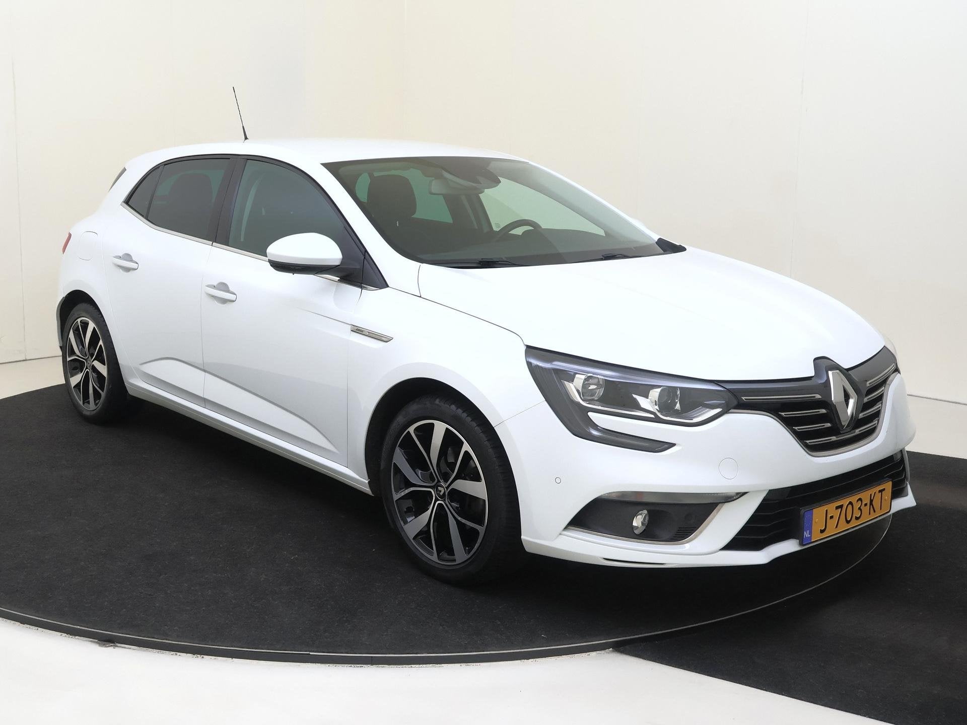 Renault Mégane 1.3 TCe Bose |Trekhaak 1650 kg |Navigatie |, Auto's, Voorwielaandrijving, 12 maanden, 4 cilinders, Wit