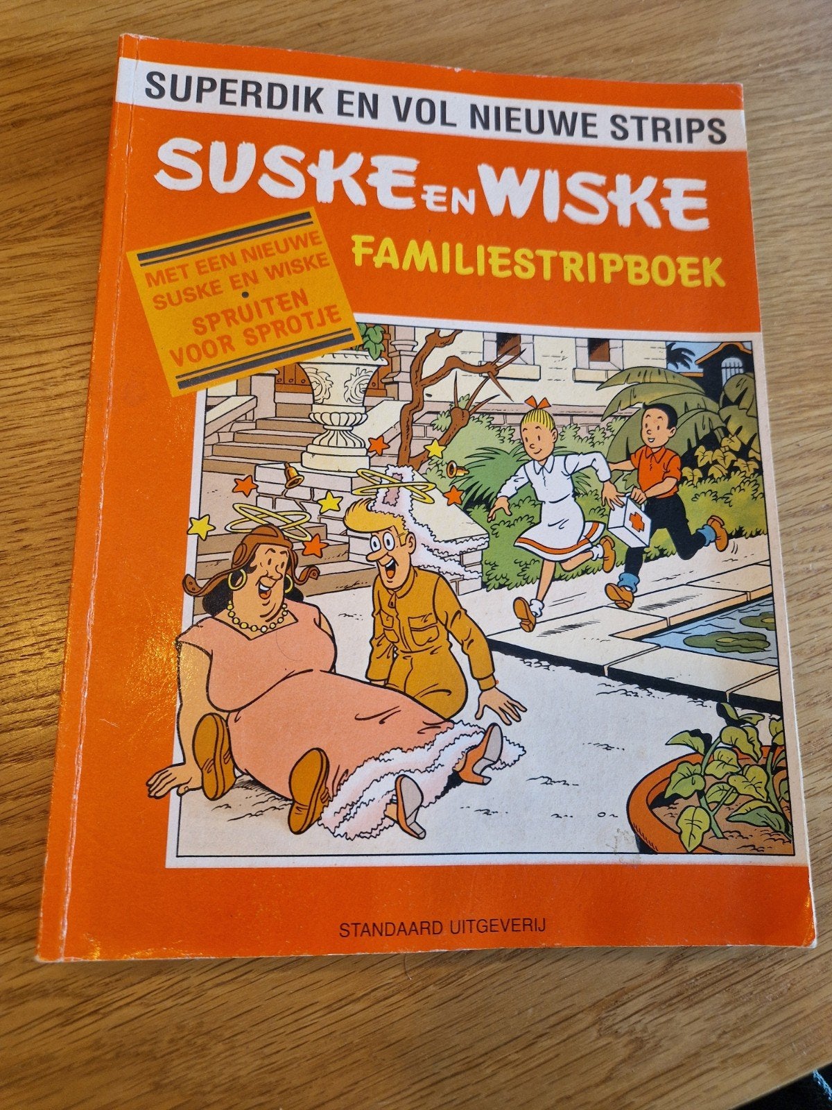 Suske en Wiske Familiestripboek - Het Superdikke, Eén stripboek, Ophalen of Verzenden, Gelezen, Willy Vandersteen