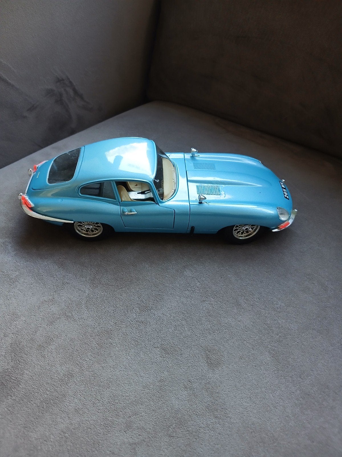 Jaguar E-Type 1961 Modelauto - Lichtblauw, Ophalen of Verzenden, Zo goed als nieuw, Auto