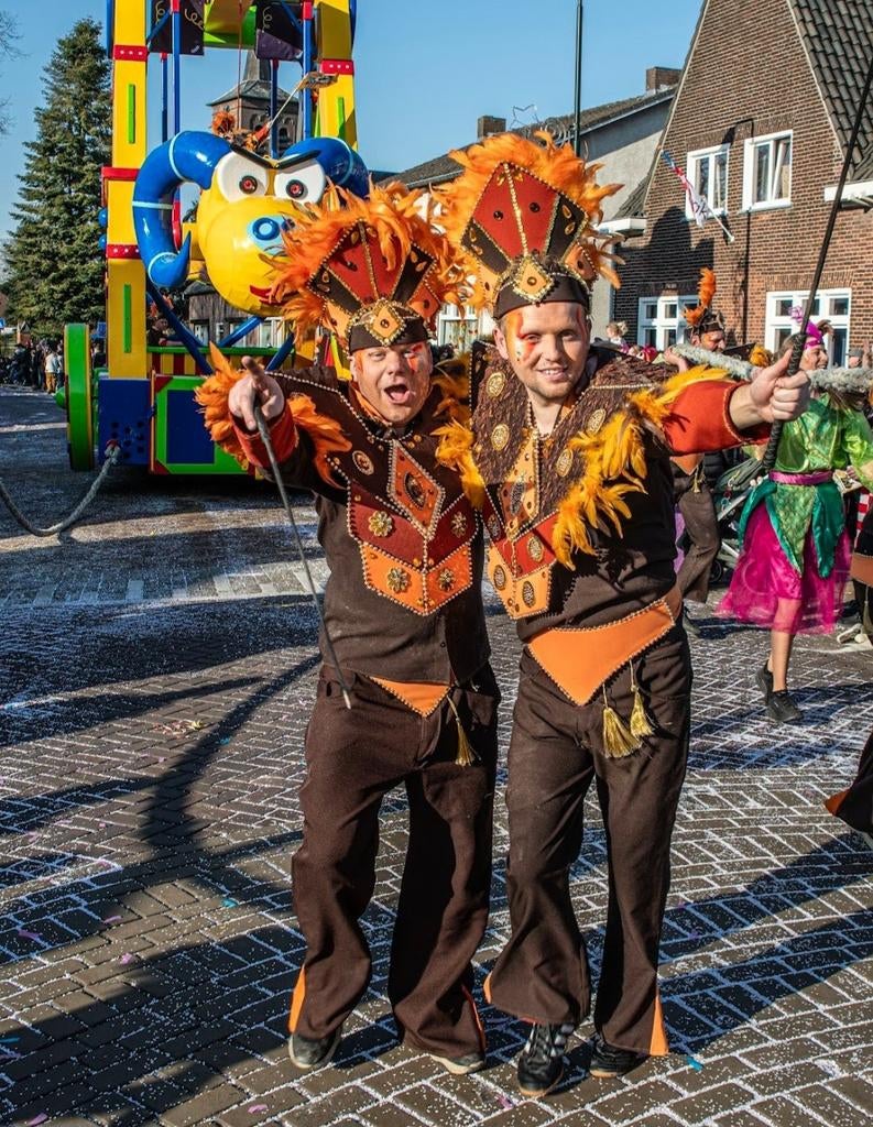 Loopgroep carnaval carnavalspakken carnavals pak optocht, Ophalen
