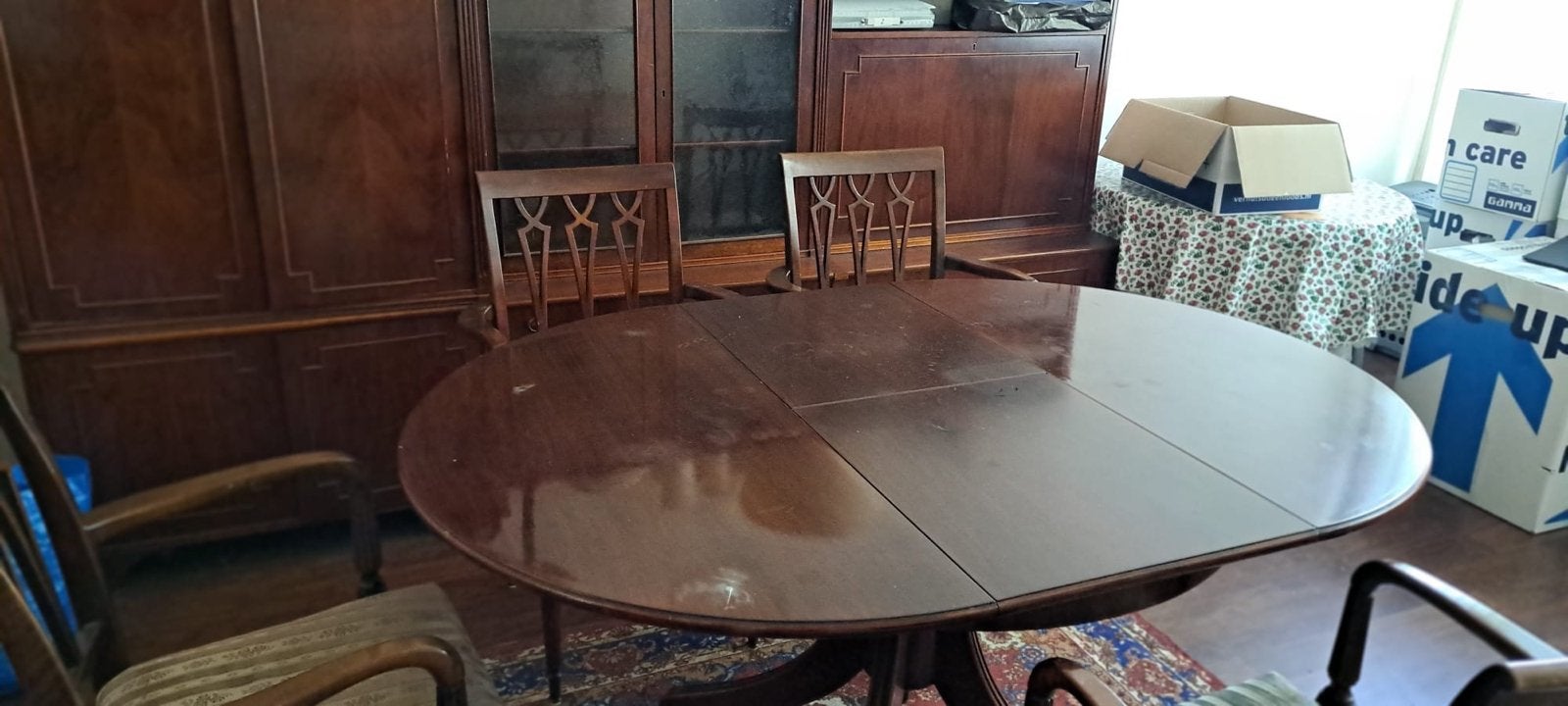 Antieke Douwe Egberts Meubels: Eettafel en stoelen, Ophalen
