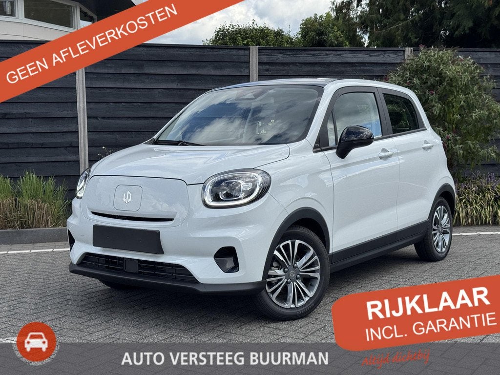Leapmotor T03 Design 37.3 kWh 95PK Automaat Navigatie, Camer, Auto's, Leapmotor, 12 maanden, Stof, 4 stoelen, Wit