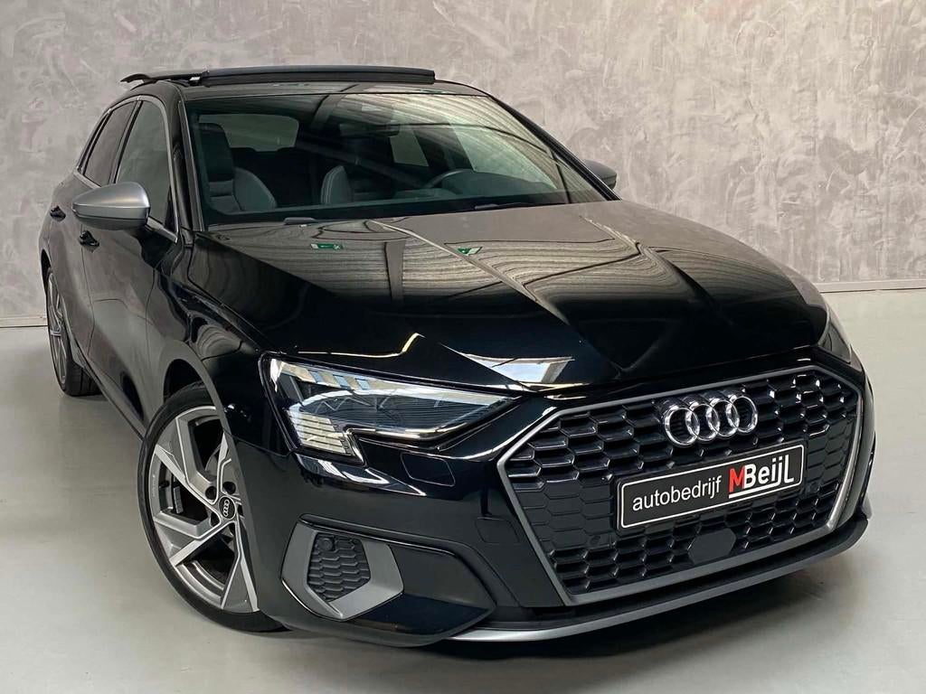 Audi A3 Sportback 35 TFSI edition /S -Line /Pano /Carplay /C, 4 cilinders, 150 pk, Zwart, Origineel Nederlands