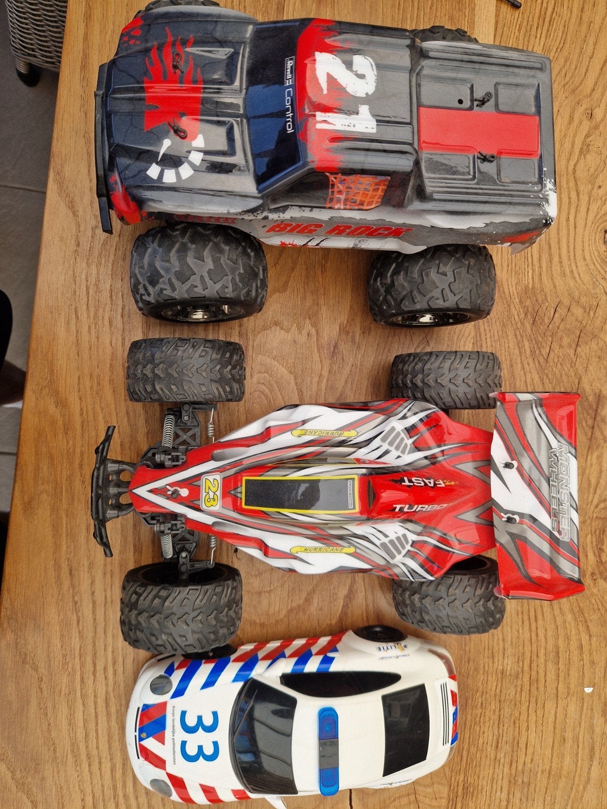 RC auto's (3 stuks) - afstandsbediening werkt niet, Elektro, Gebruikt, Auto offroad, Ophalen of Verzenden