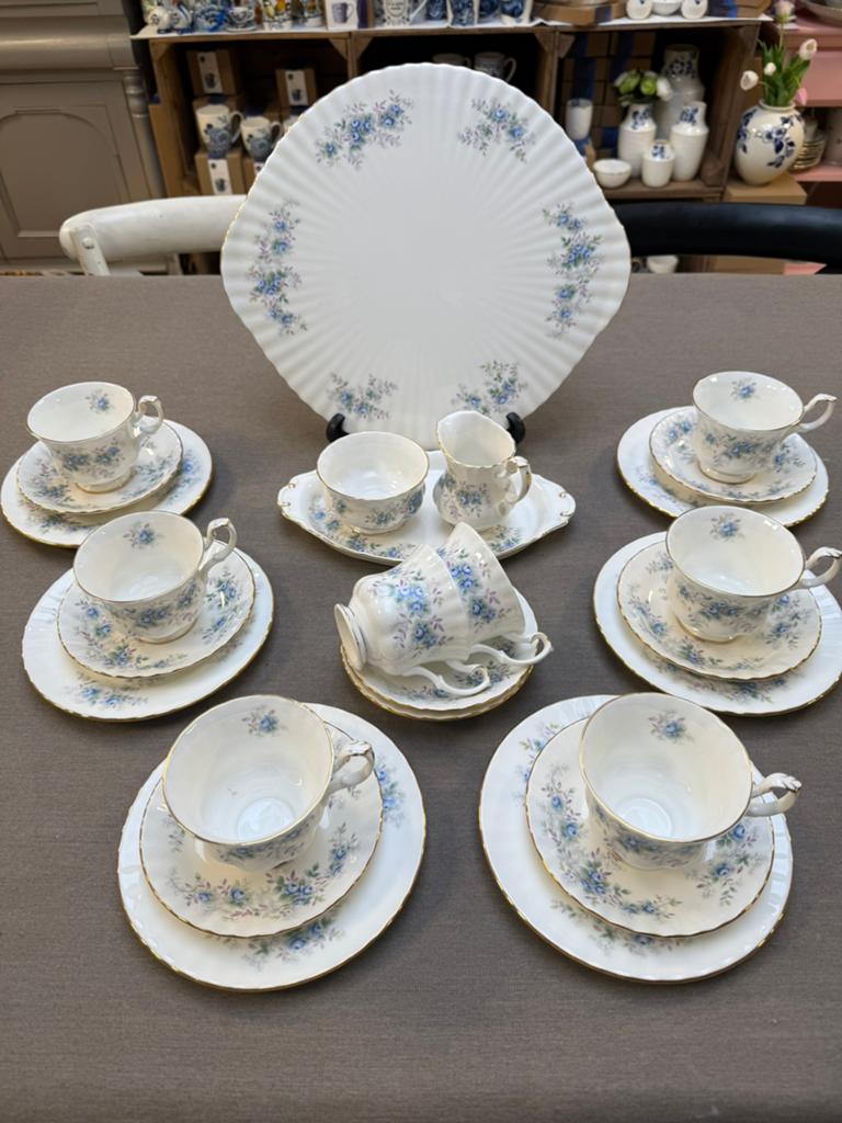 Royal Albert gebak en koffie servies Blue Blossom, Ophalen of Verzenden