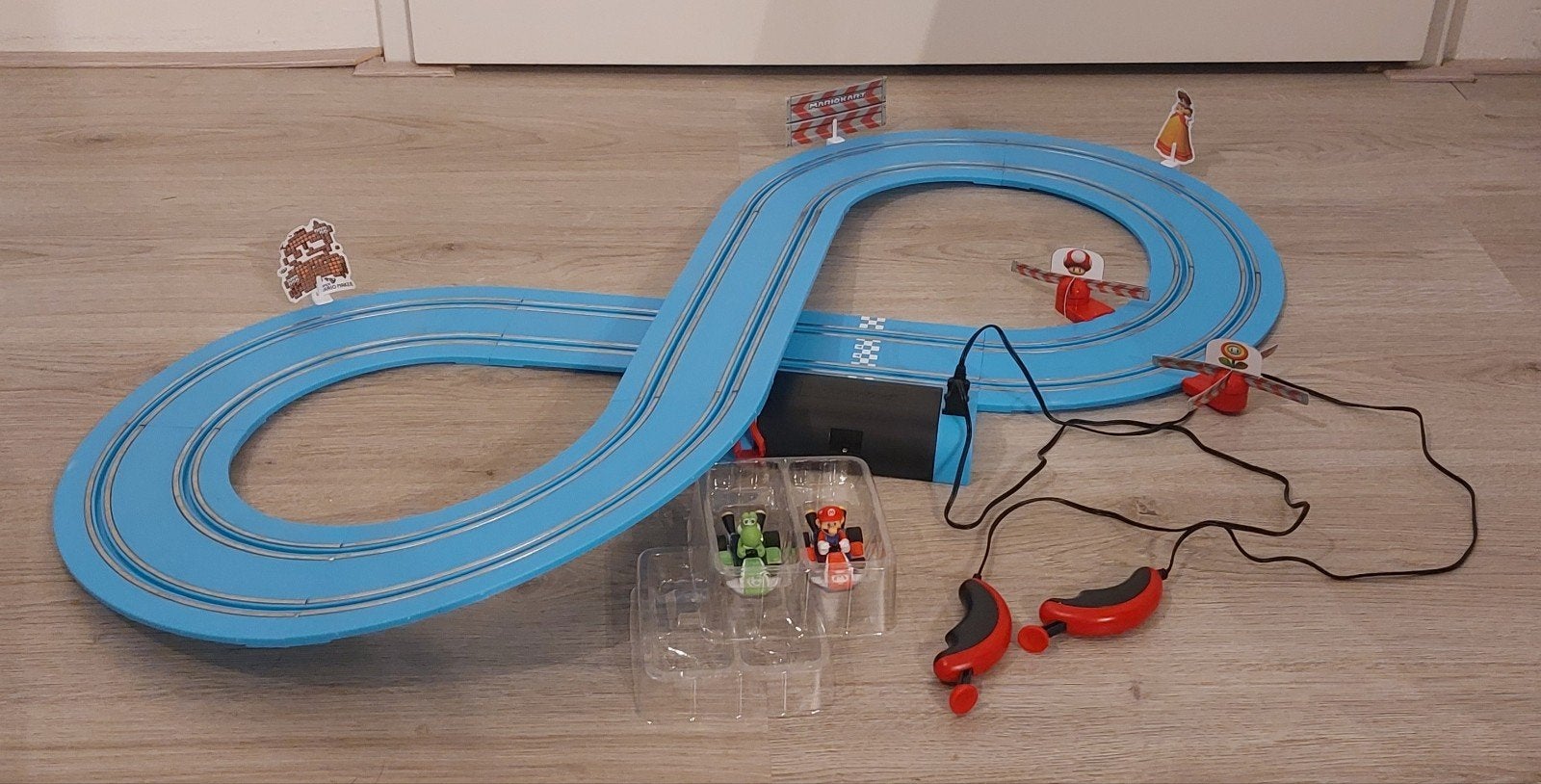 Carrera Mario Kart Racebaan met Mario en Yoshi, Carrera, Ophalen of Verzenden, Elektrisch, Racebaan
