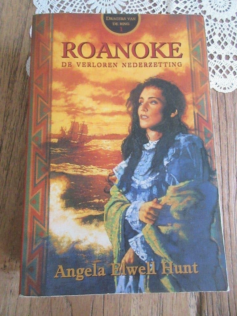 Roanoke. De verloren nederzetting. Angela Elwell Hunt, Ophalen of Verzenden, Gelezen