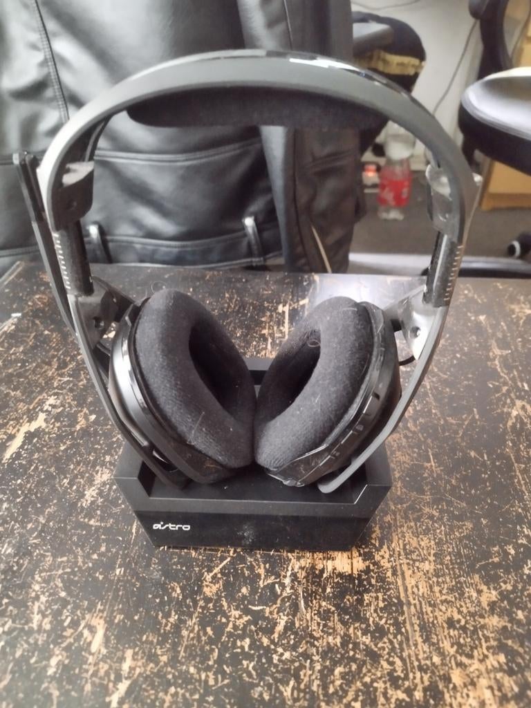 ASTRO Gaming a50 headset, Nieuw, Op oor (supra aural), Draadloos, Ophalen