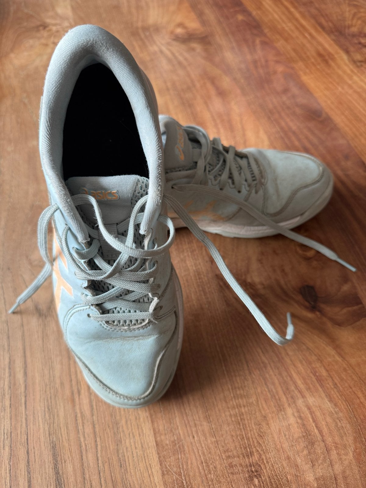 Asics Hockeyschoenen maat 37,5 mint met roze, Sport en Fitness, Hockey, Ophalen of Verzenden, Gebruikt, Schoenen