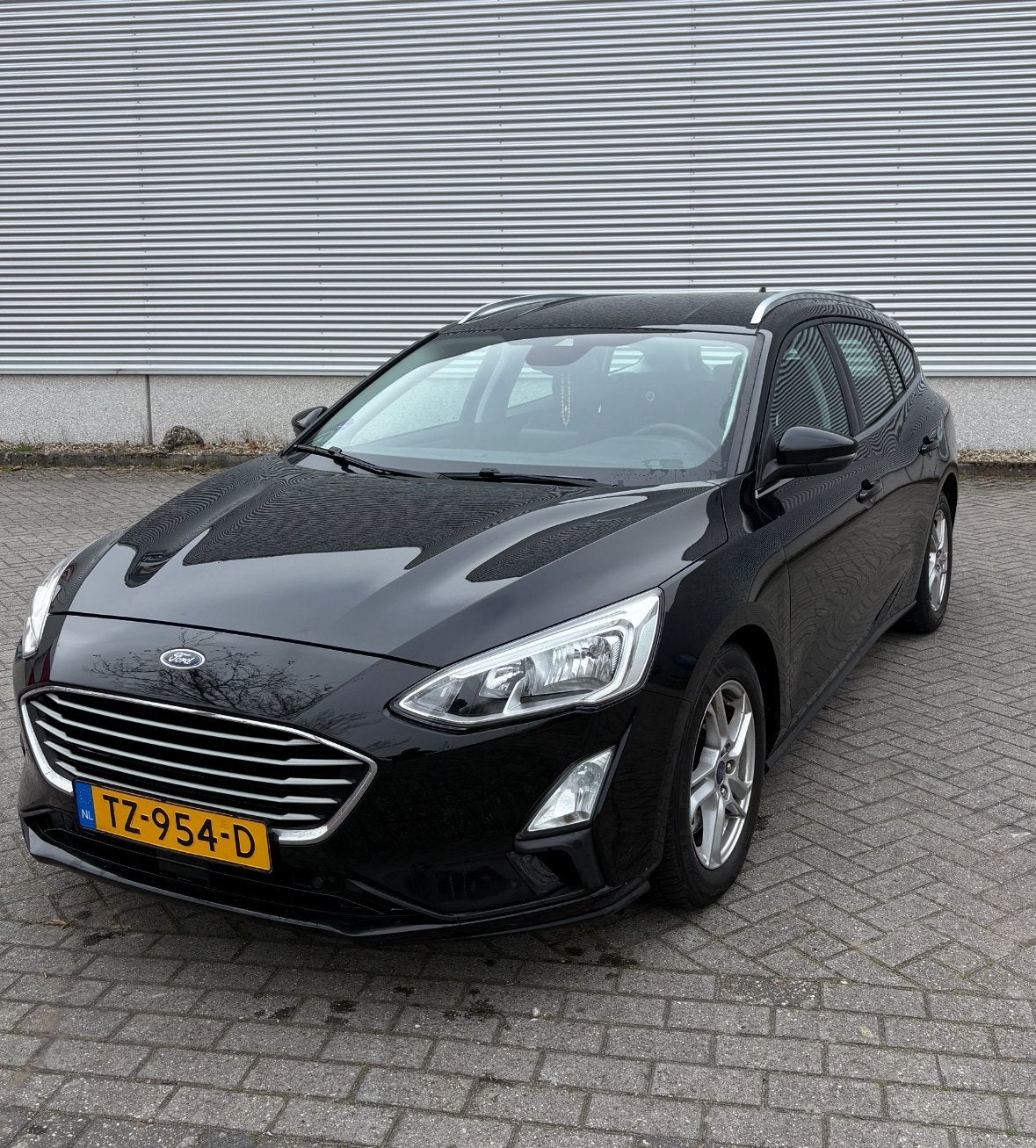 Ford Focus 1.0 Ecoboost 100pk 2018 Zwart +TREKHAAK, Auto's, Ford, Euro 5, Zwart, 1283 kg, 100 pk