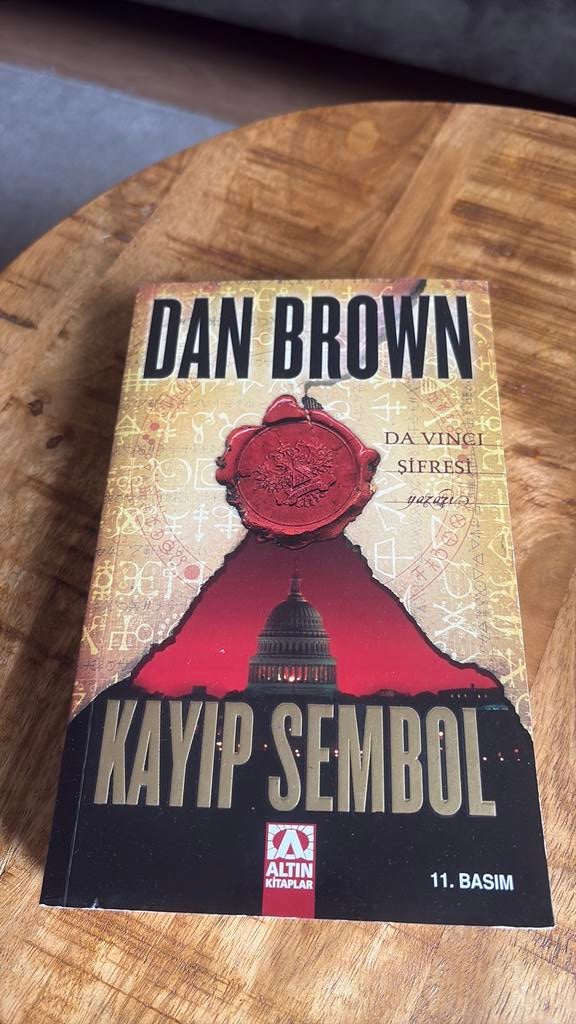 Turkce Dan Brown Kayip Sembol, Ophalen of Verzenden, Zo goed als nieuw