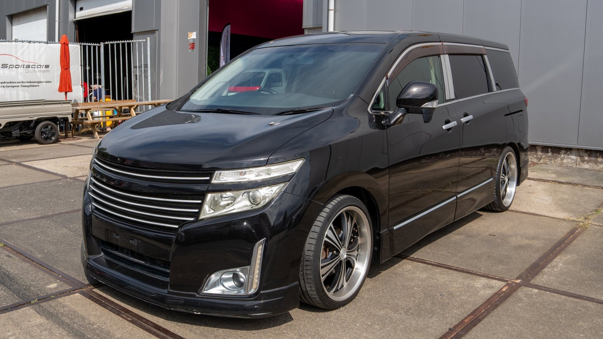 Nissan Elgrand Highway Star 350 - JDM Import!, Auto's, Gebruikt, 3500 cc, Zwart, Bedrijf