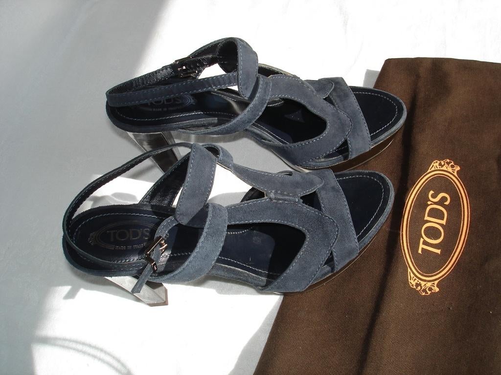 Tod's sandalen mt 36 blauw suede hak plateau  dustbag Italy, Kleding | Dames, Schoenen, Ophalen, Blauw, Nieuw, Sandalen of Muiltjes