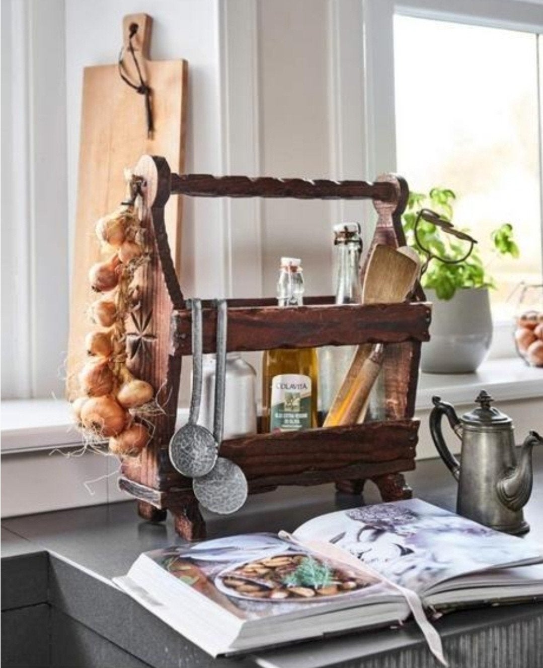 Vintage brutalist krantenbak, organizer, houten lectuurbak, Gebruikt, Vintage, Ophalen of Verzenden, Nvt