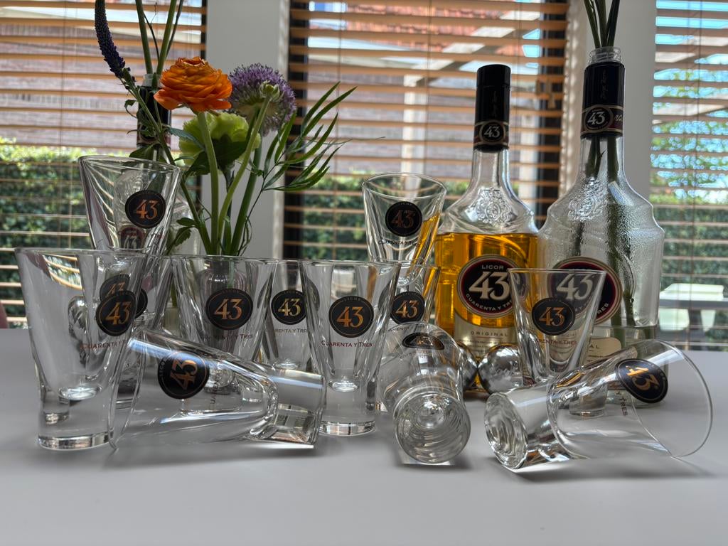Licor 43 glazen 12 stuks, Verzamelen, Glas en Borrelglaasjes, Zo goed als nieuw, Borrel- of Shotglas, Ophalen of Verzenden