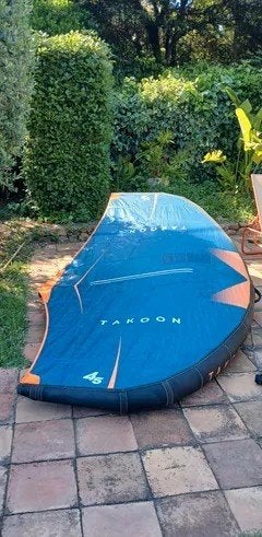 Takoon V3 Wing 4,5 m² - Zeer lichte en comfortabele vleugel, Ophalen of Verzenden, Gebruikt, Wingsurf-wing