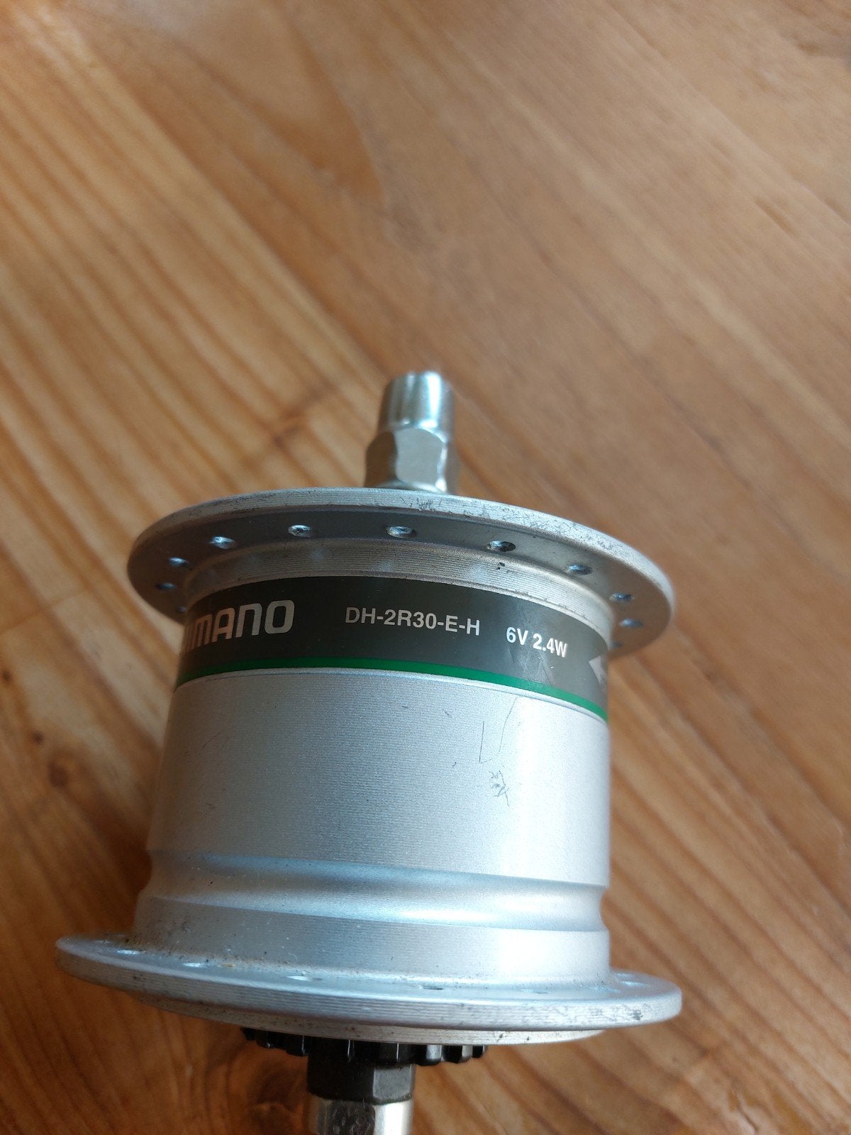 Shimano DH-2R30-E-H Dynamonaaf 6V 2.4W, Wiel, Gebruikt, Toerfiets, Ophalen of Verzenden