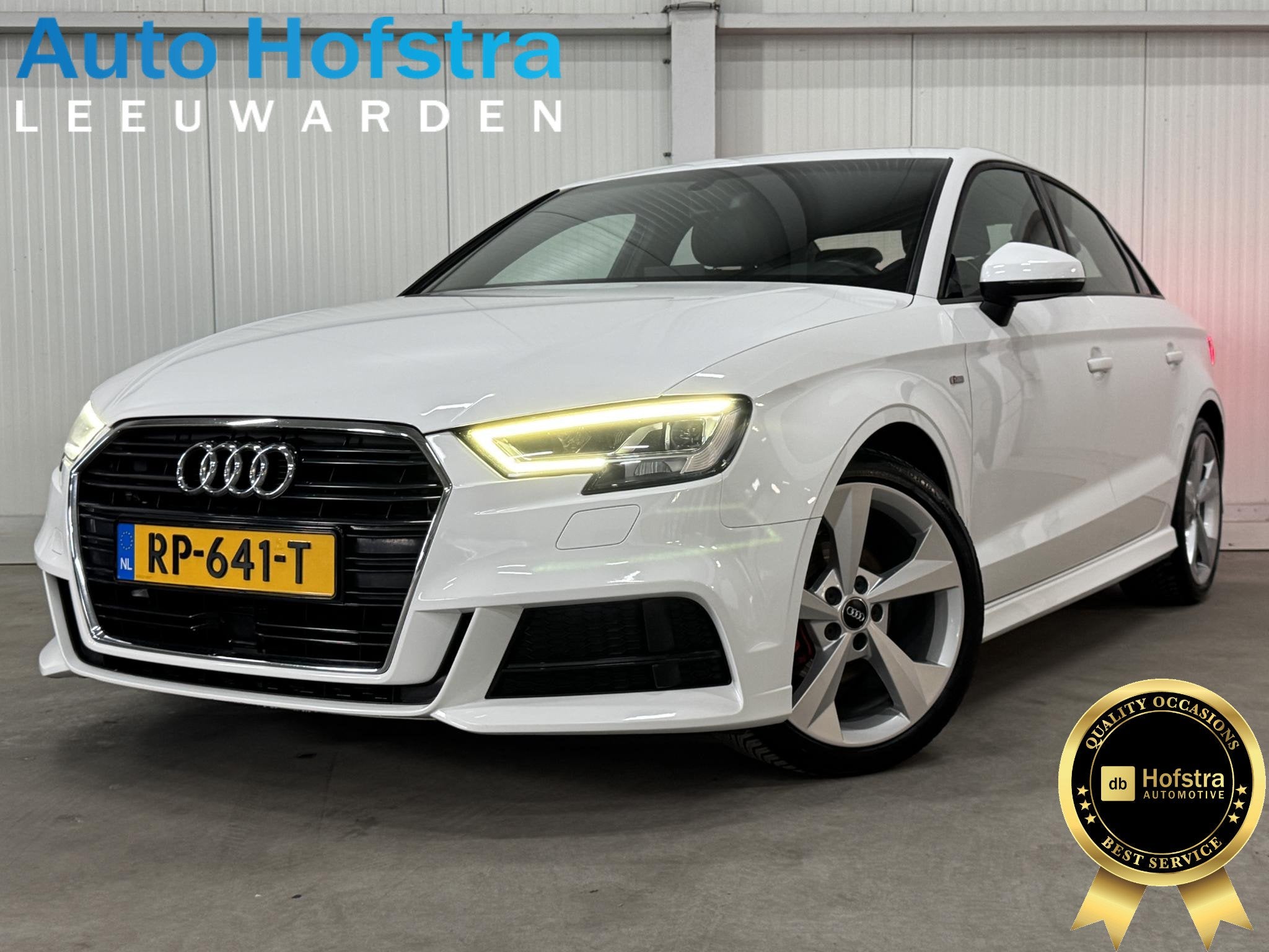 Audi A3 Limousine 1.0 TFSI Sport S Line Edition DB-RIEM-VERV, Voorwielaandrijving, 1160 kg, Gebruikt, Wit