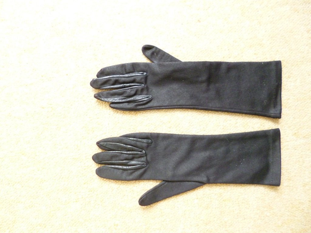 Zwarte gala handschoenen. BIJ €25 KOPEN GRATIS VERZENDEN, Ophalen of Verzenden, Zo goed als nieuw, Maat 36 (S), Handschoenen