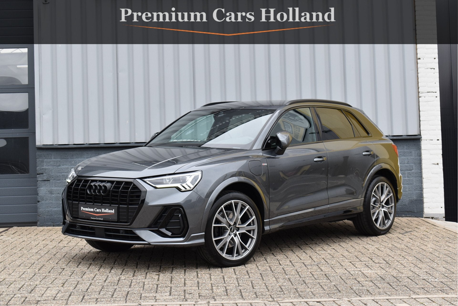 Audi Q3 45 TFSI e S-Line 245 Pk SOH 94% Rood Stiksel Leder M