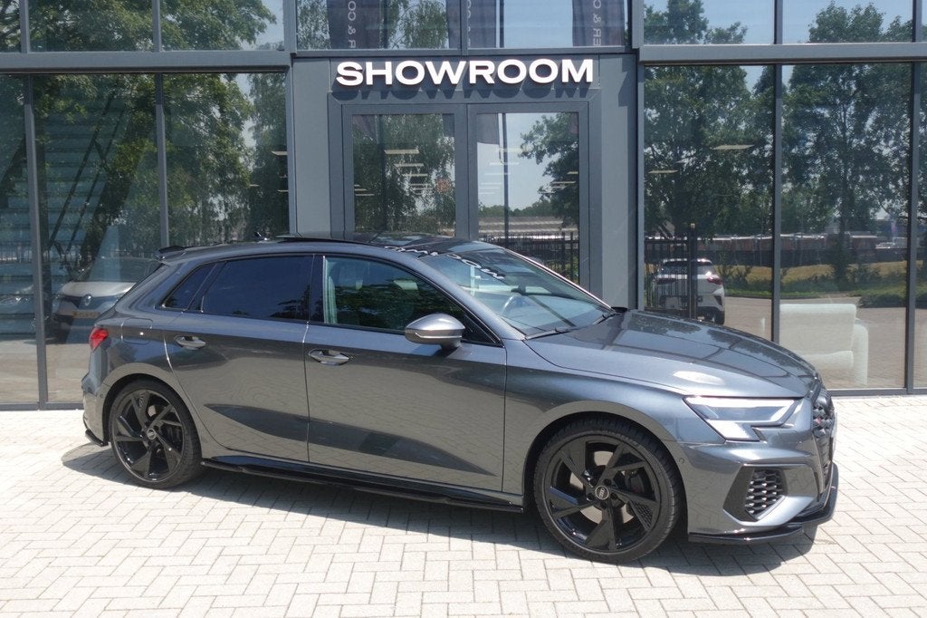 Audi S3 Sportback 2.0 TFSI S3 quattro PANO KEYLESS MASSAGE, Auto's, Audi, S3, Gebruikt, Zwart, 4 cilinders