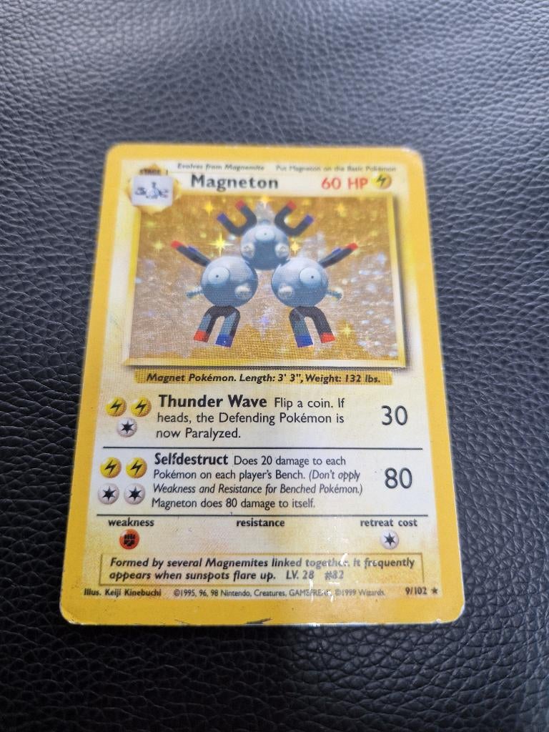 Pokemon Magneton Holo (BS 9), Ophalen of Verzenden, Zo goed als nieuw, Losse kaart
