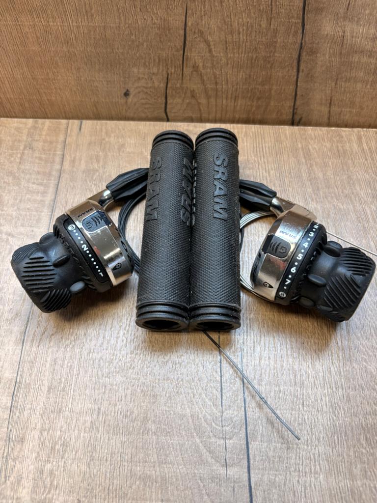 SRAM Gripshift ESP Shifters Zilver Special Edition 3x8, Fietsen en Brommers, Fietsonderdelen, Overige typen, Kunststof, Ophalen of Verzenden