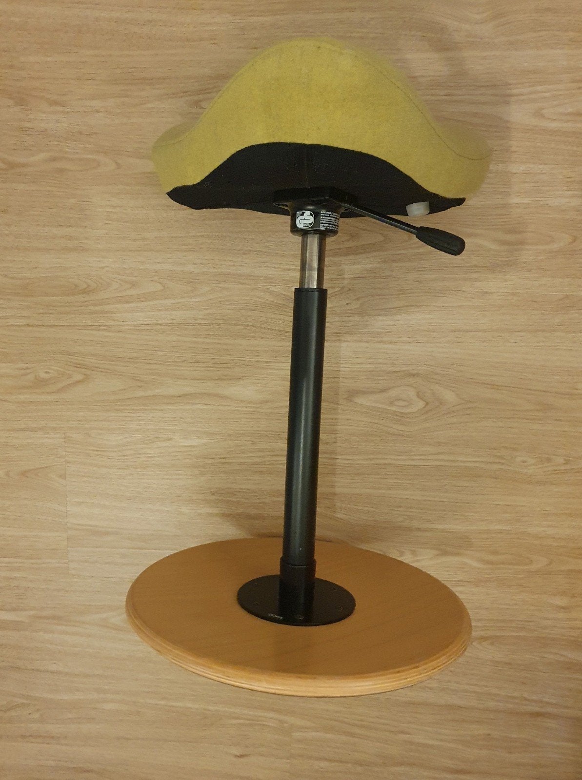 Stokke Varier Move, gebruikerssporen en hendel kapot, Ophalen, In hoogte verstelbaar, Gebruikt, Hout
