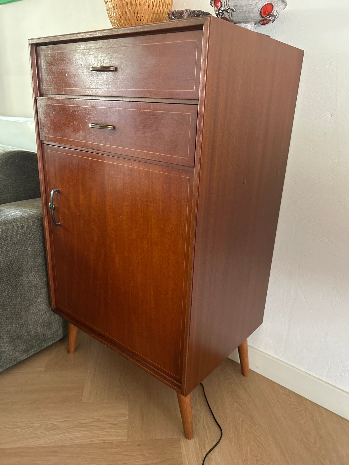 Vintage Teak  mid century kast formule  met lades en deurtje, Ophalen