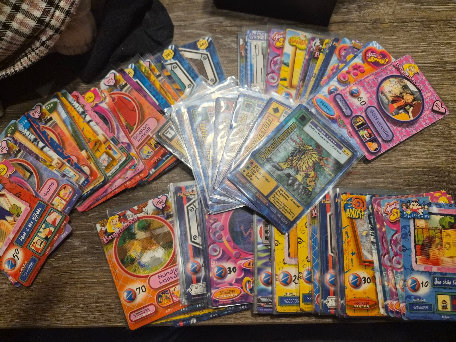 Diverse ruilkaarten 135 stuks (o.a. Digimon & Fox Kids), Gebruikt, Onbekend, Ophalen of Verzenden, Onbekend