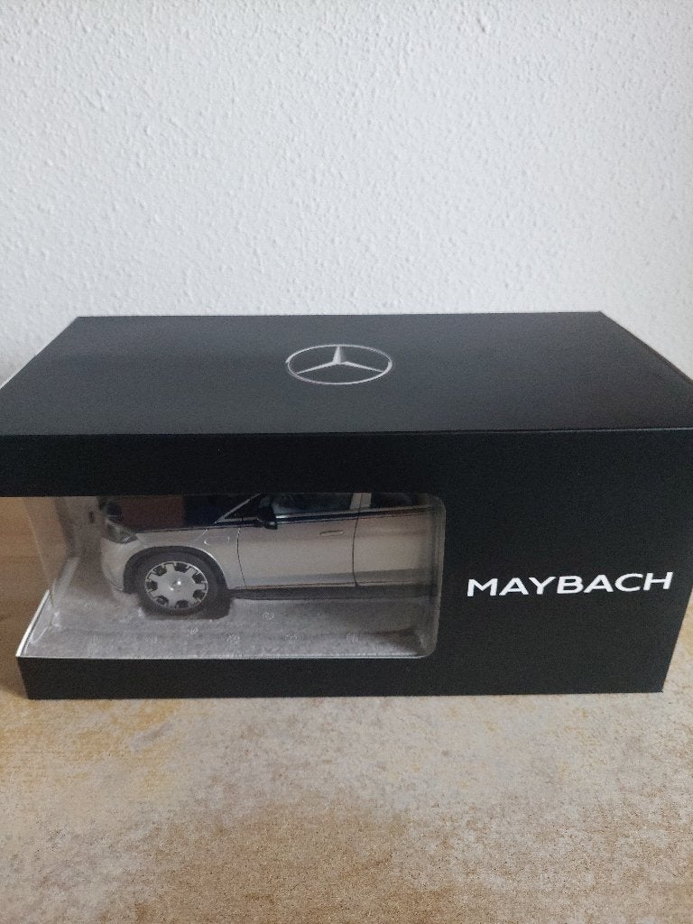 1/18 - M NZG - Mercedes Benz Maybach EQS 680 SUV Blauw/ Zilv, Ophalen of Verzenden, Nieuw, Bburago