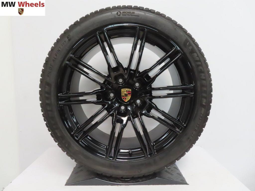 Porsche 21 inch Origineel Cayenne GTS velgen winterbanden, Gebruikt, 295 mm, -, -