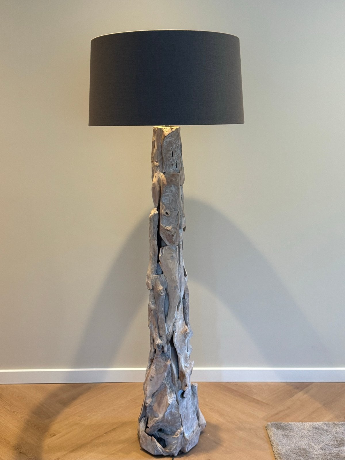 Unieke staande lamp van drijfhout met stoffen kap, Zo goed als nieuw, 150 tot 200 cm, Hout, E27 (groot)