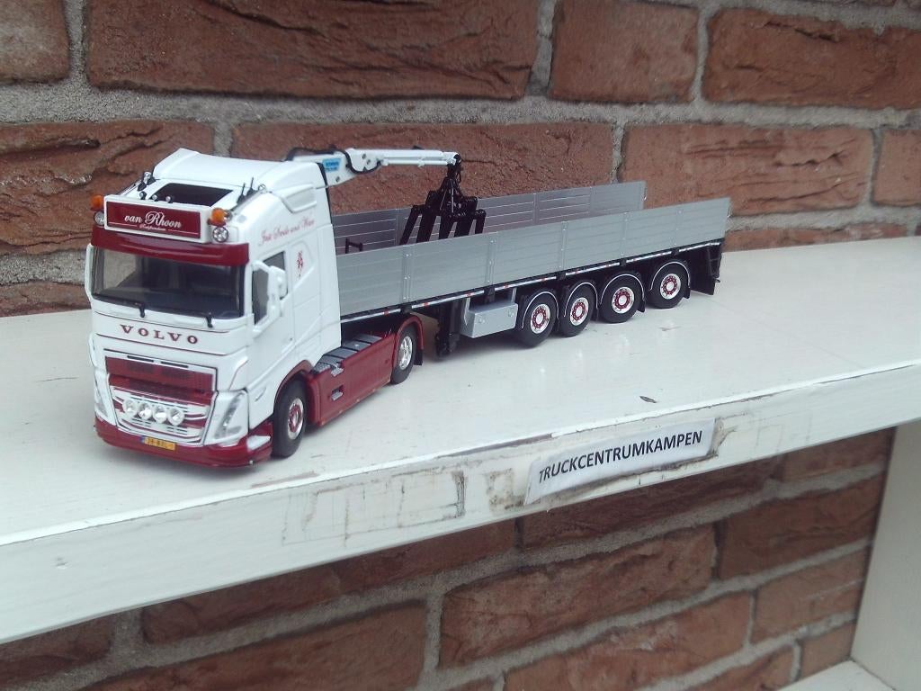 WSI  Volvo  FH5  van  van  Rhoon  Transport., Hobby en Vrije tijd, Modelauto's | 1:50, Ophalen of Verzenden, Nieuw, Bus of Vrachtwagen