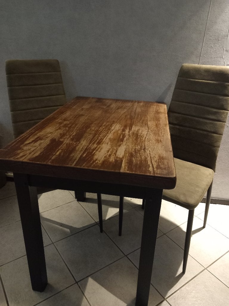 Eettafel, Ophalen, Gebruikt, 100 tot 150 cm, Tot twee personen