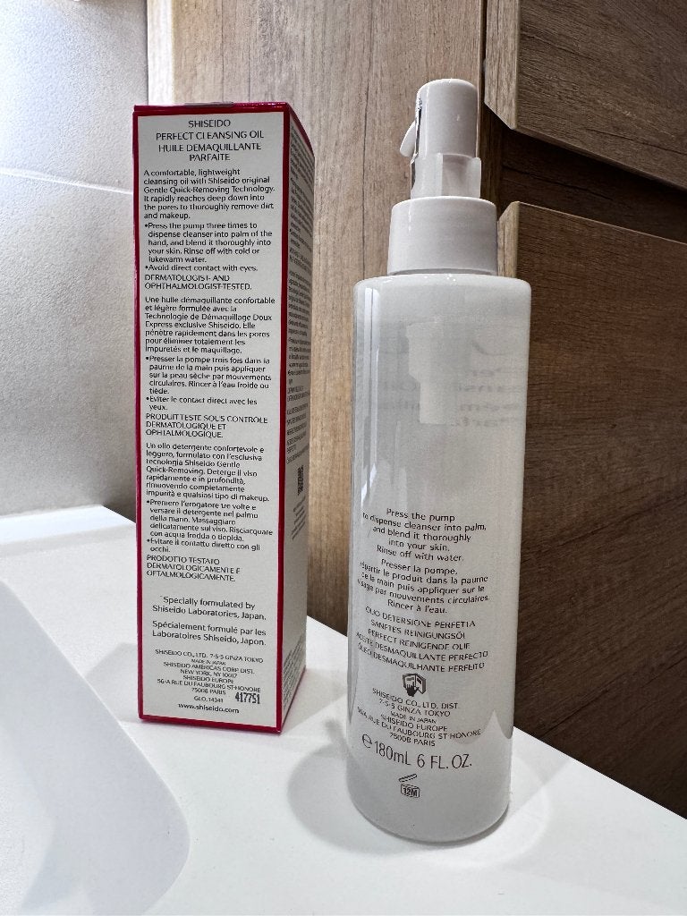 Shiseido Perfect Cleansing Oil 180ml, Ophalen of Verzenden, Nieuw, Gehele gezicht, Reiniging