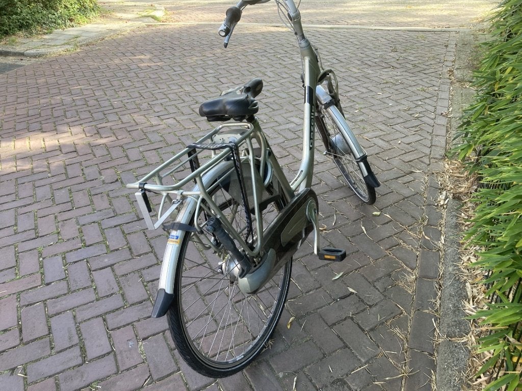 Foto 5 van electrische fiets voor onderdelen - opknapper