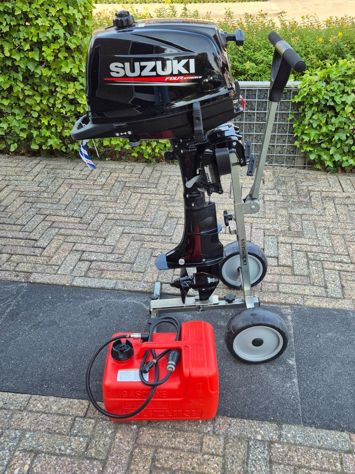 Suzuki 4 PK buitenboordmotor - Zo goed als nieuw, Watersport en Boten, Ophalen, Zo goed als nieuw