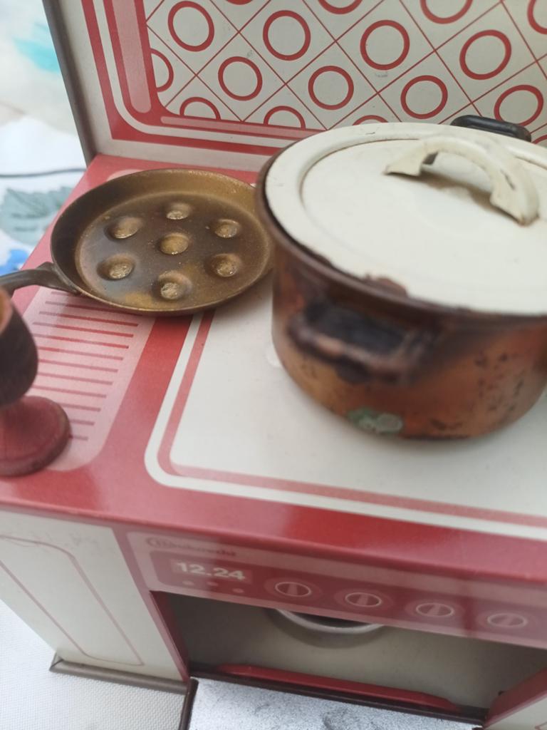 Antieke Vlik poppenspeelkeuken met accessoires, Antiek en Kunst, Antiek | Speelgoed, Ophalen of Verzenden